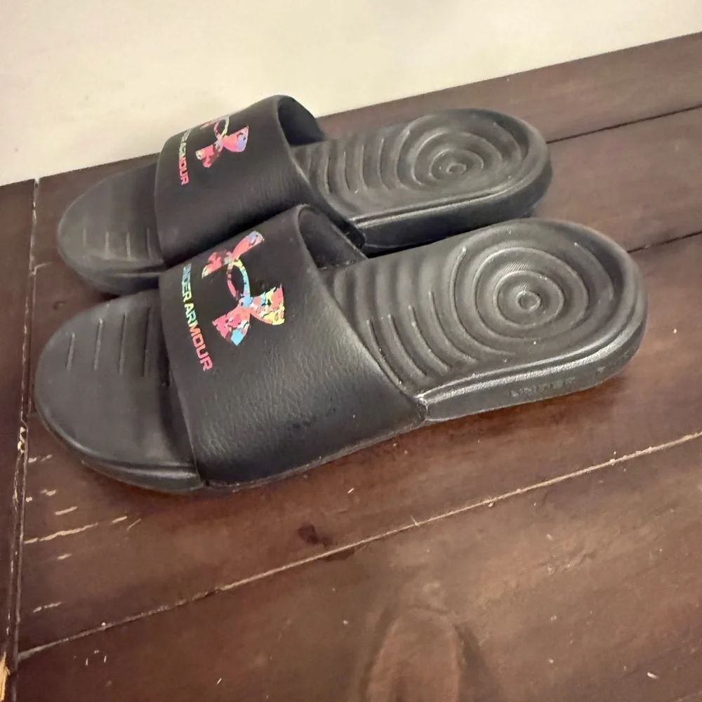 Under Armour Girls Youth Slides Black Multicolor Logo Size 2Y